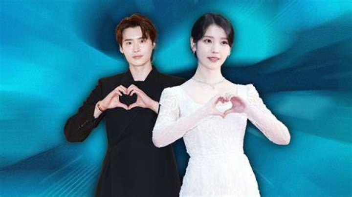 Exploring Lee Jong Suk's Relationships: A Deep Dive into His Romantic Life